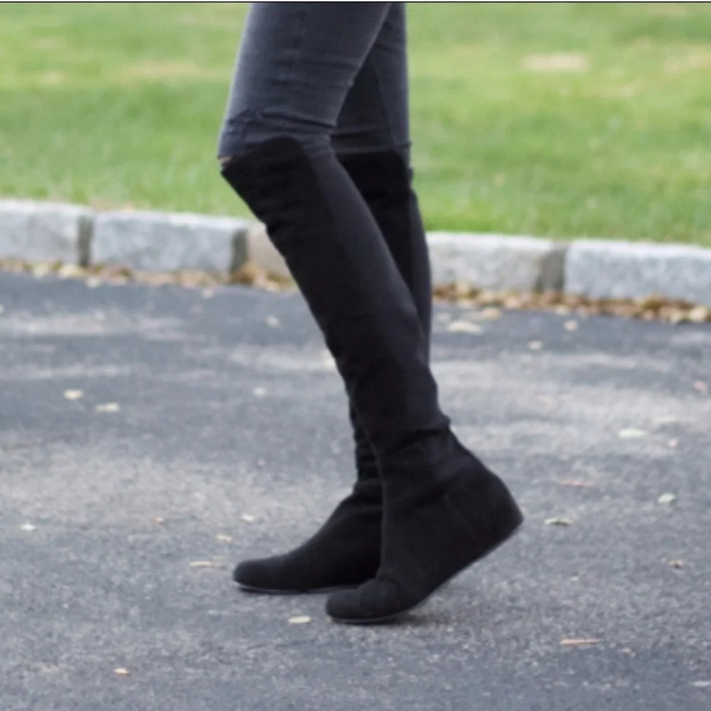 Stuart Weitzman Suede Lander Over The Knee Black Boot 50/50 Tall Boots, Size 9M